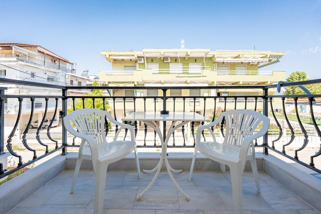 Dionisos Apartments Paralia Dionysiou Room photo